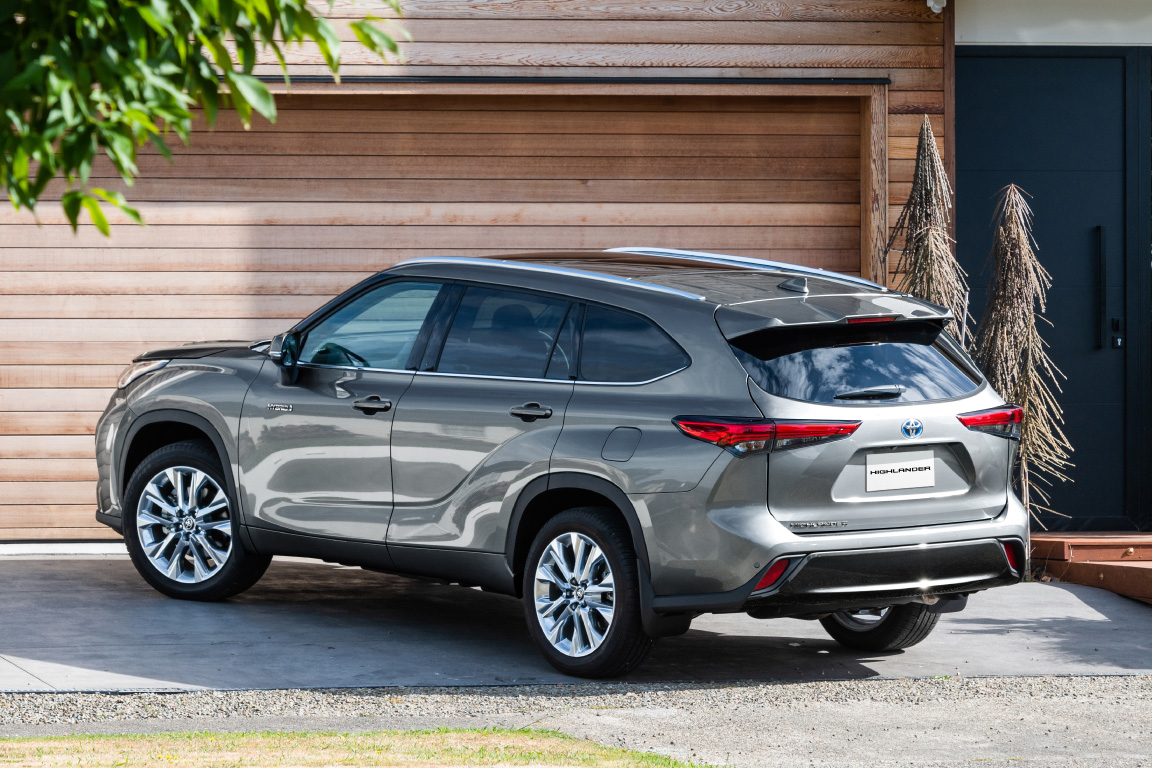 highlander_top_img05