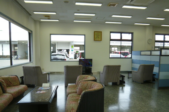 嵐山店　待合室